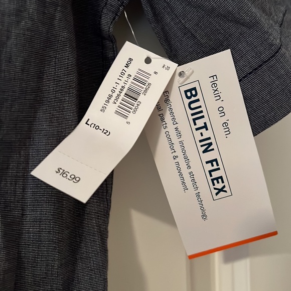 NWT Boys button down - Picture 3 of 4